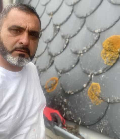 m. julien bozard couvreur en loire atlantique